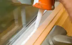 CASEMENT WINDOW CAULKING